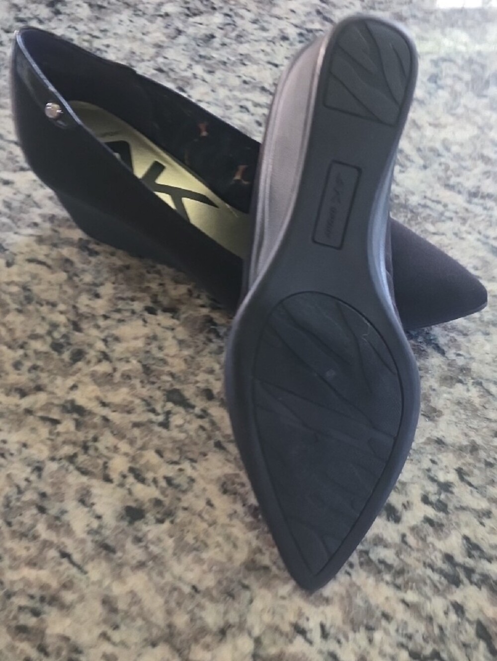 Anne Klein Black Pointed Toe Heels - Picture 6 of 6
